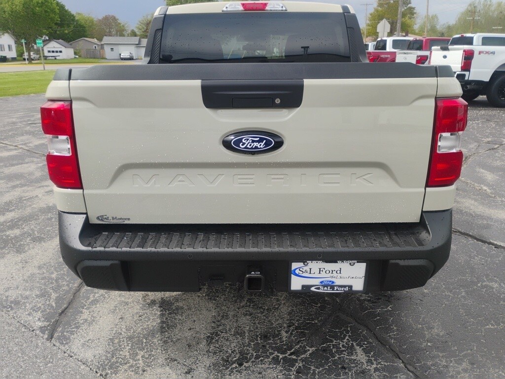2025 Ford Maverick XLT photo 3