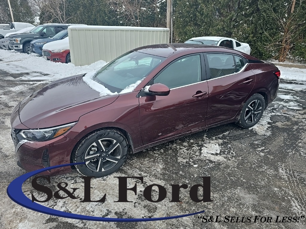 2024 Nissan Sentra SV's photo