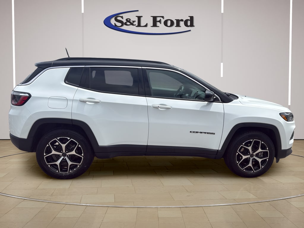 2025 Jeep Compass Limited - Photo 9