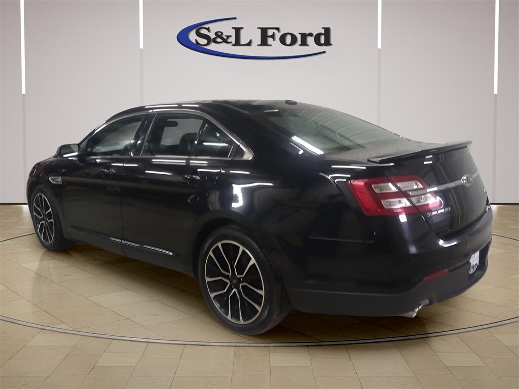 Certified 2019 Ford Taurus Limited SEDAN