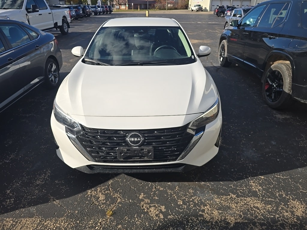 Used 2024 Nissan Sentra SV with VIN 3N1AB8CVXRY236200 for sale in Oconto Falls, WI