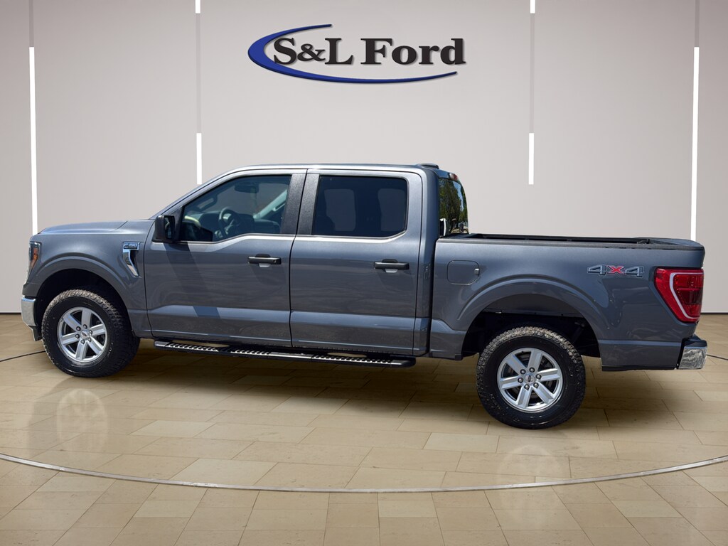 Certified 2023 Ford F-150 XLT CREW CAB SHORT BED TRUCK