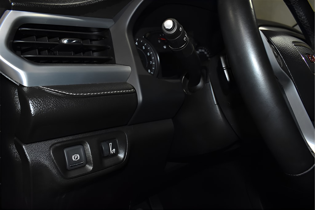 2023 GMC Acadia SLT - Photo 23