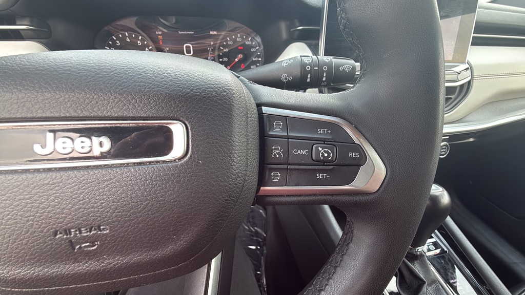 2025 Jeep Compass Limited - Photo 25