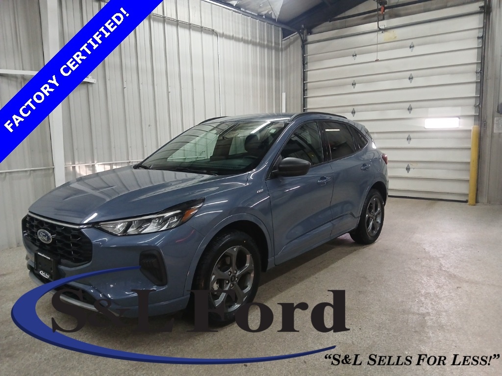 2024 Ford Escape ST-Line's photo