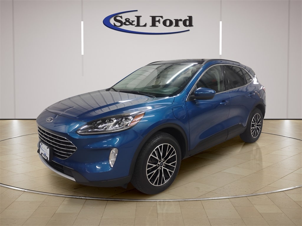 2022 Ford Escape Titanium