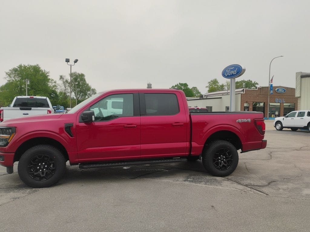 2025 Ford F-150 XLT - Photo 2