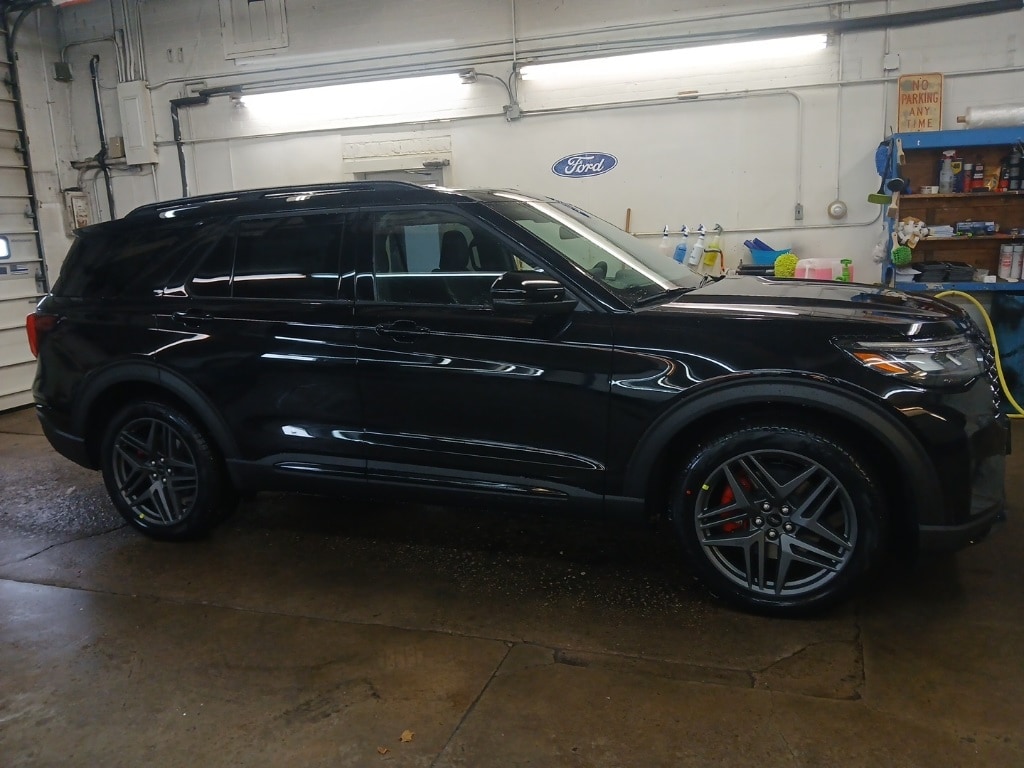 New 2026 Ford Explorer ST SUV