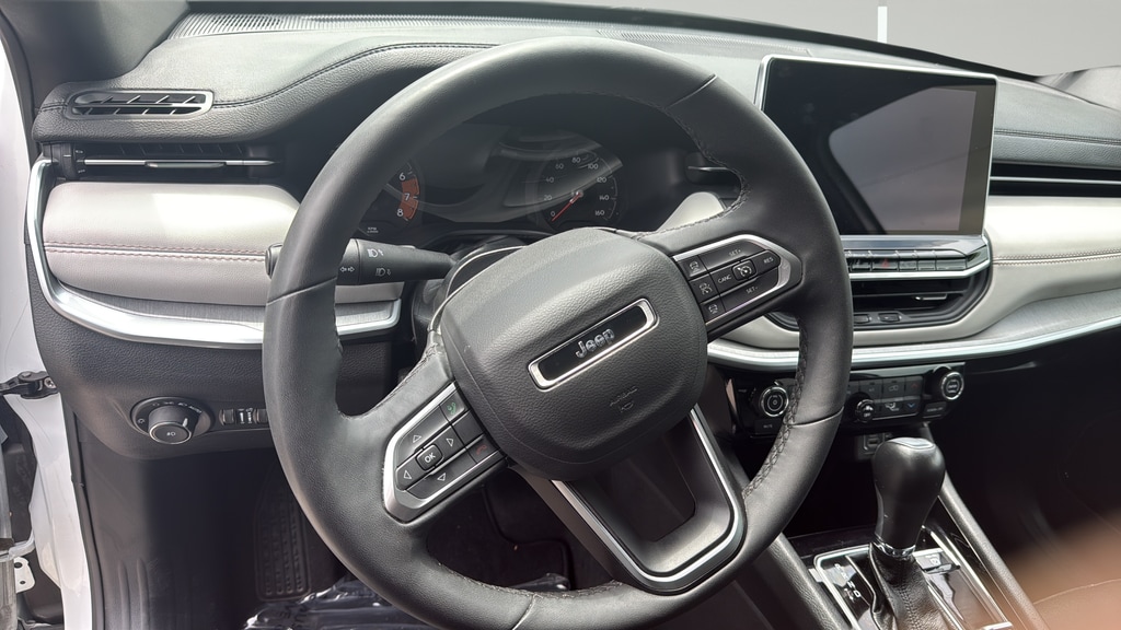 2025 Jeep Compass Limited - Photo 15