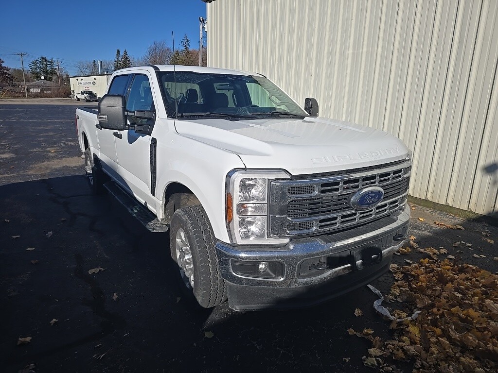 2024 Ford F-250 photo 3