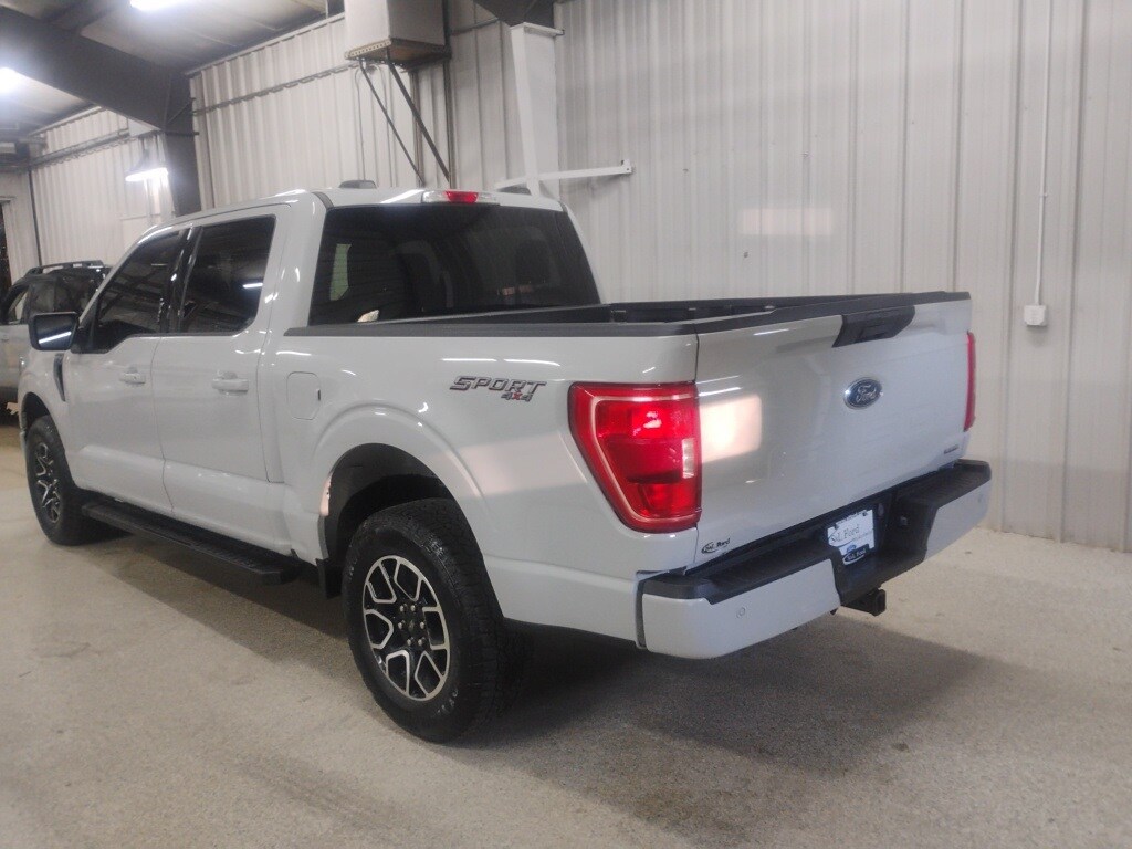 2023 Ford F-150 XLT photo 2