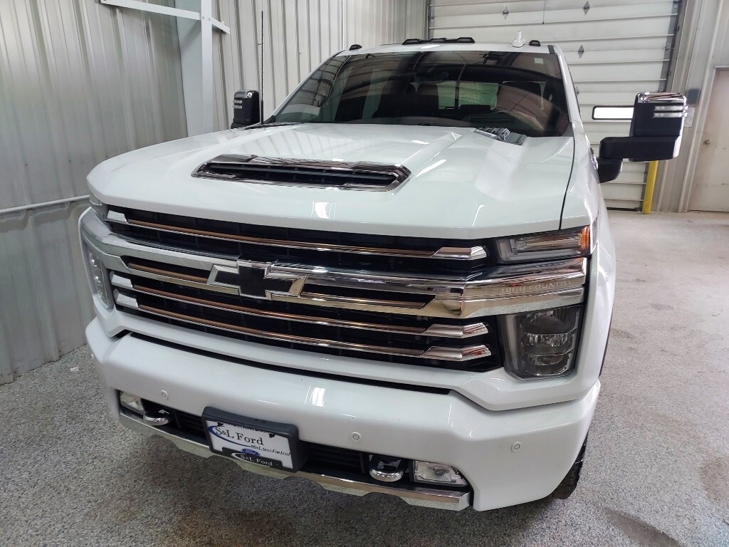 Used 2022 Chevrolet Silverado 2500HD High Country Crew Cab Short Bed Truck
