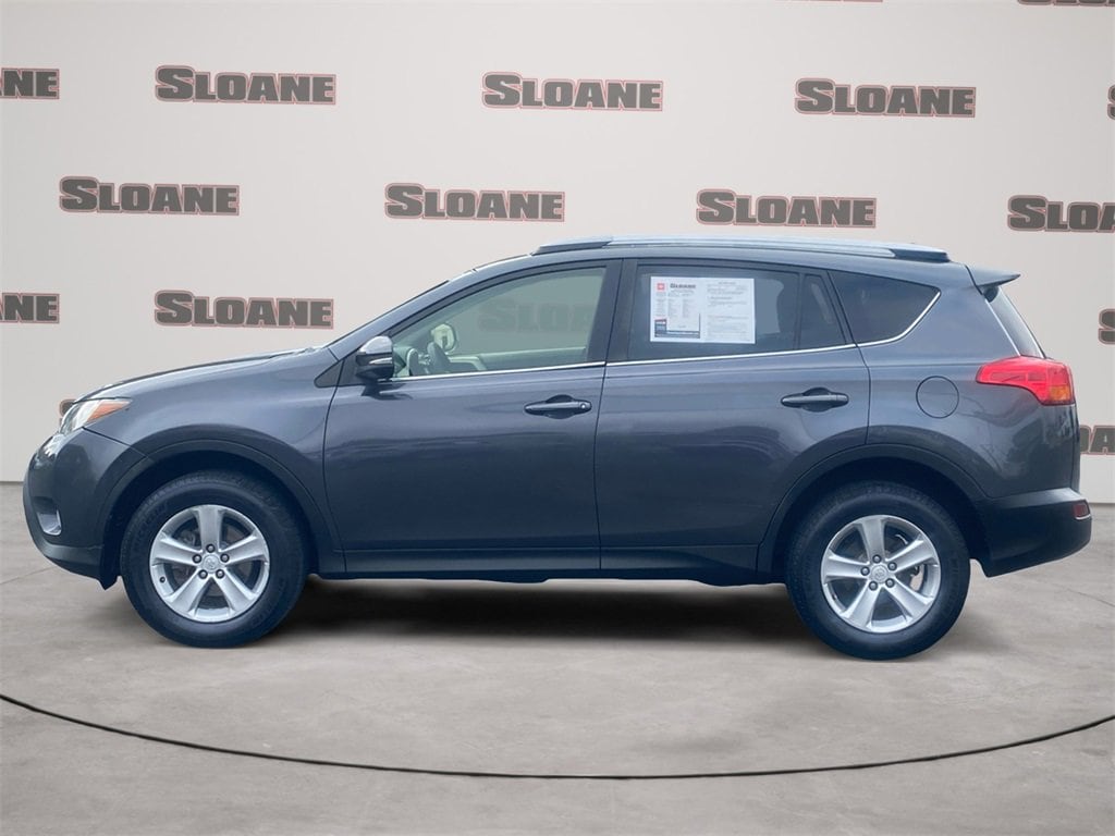 Used 2013 Toyota RAV4 XLE with VIN JTMWFREV8DD001915 for sale in Glenside, PA