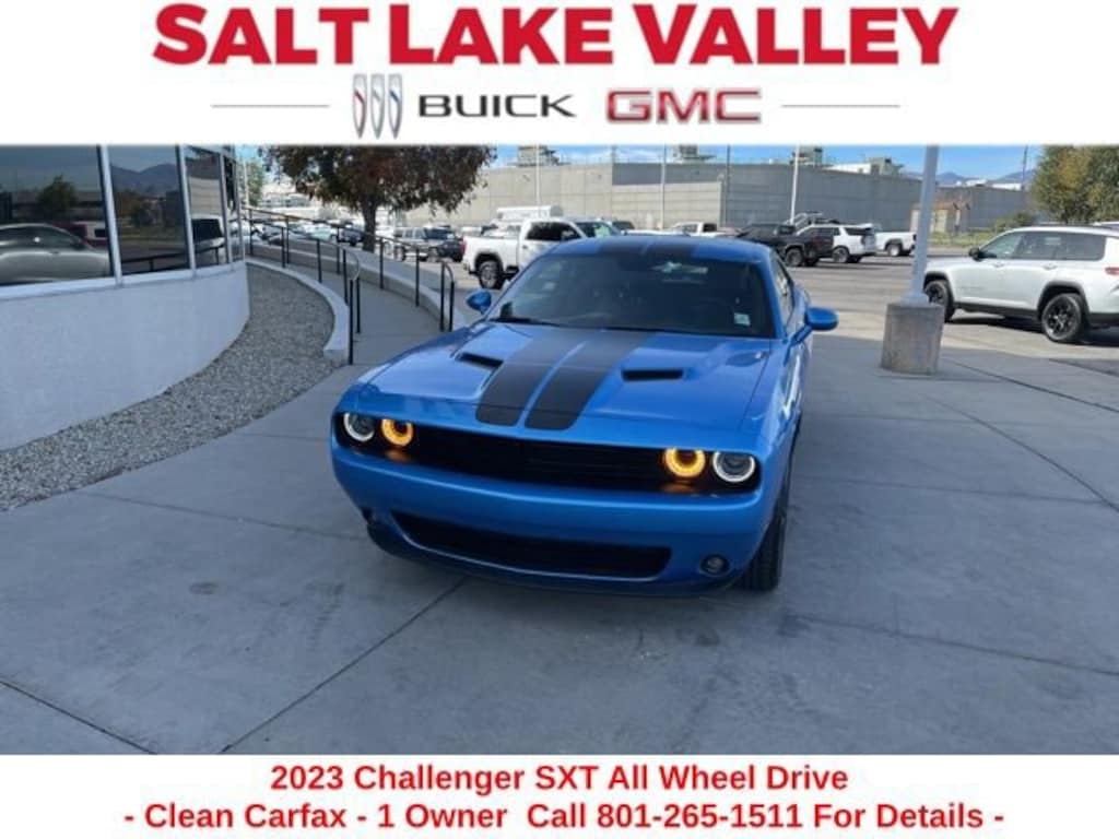 Used 2023 Dodge Challenger SXT
