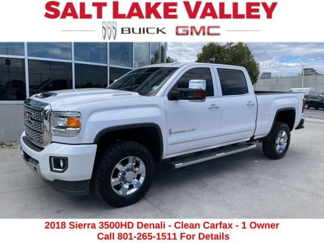 2018 GMC Sierra 4WD Crew Cab Standard Box Denali's photo