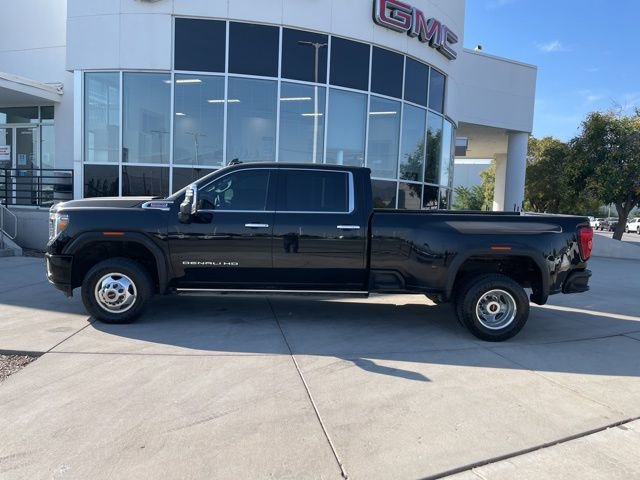 2023 Gmc Sierra 3500 HD Denali photo 2
