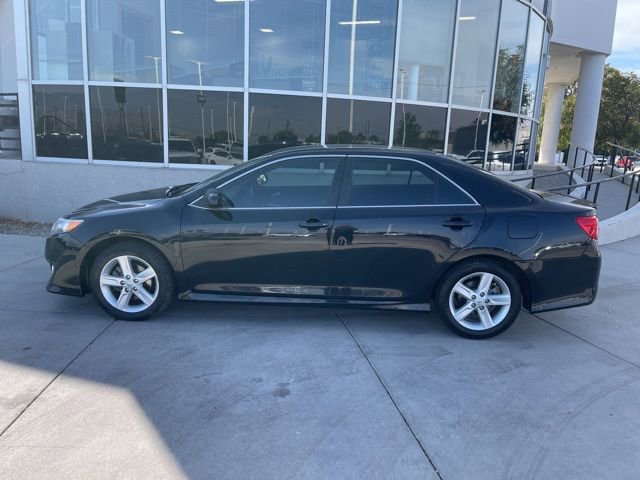 2014 Toyota Camry L photo 3