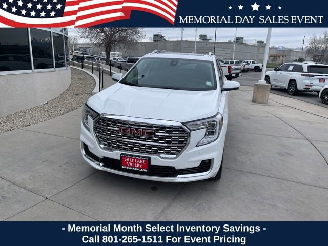 2024 GMC Terrain Denali AWD's photo