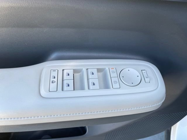 2025 Hyundai Santa Fe SEL - Photo 18
