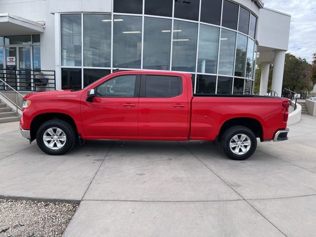 2024 Chevrolet Silverado 1500 LT photo 2