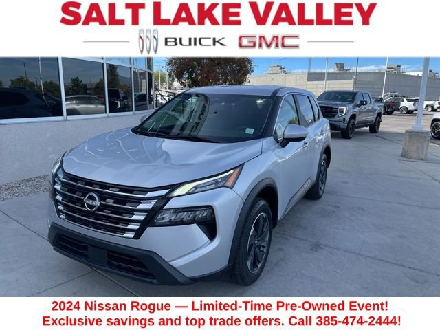 2024 Nissan Rogue SV photo 2