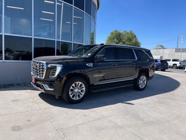 2025 GMC Yukon Denali AWD's photo