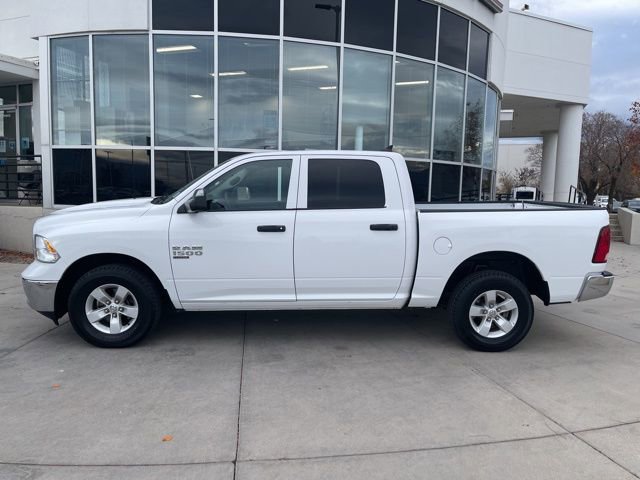 2023 Ram 1500 Classic SLT photo 3
