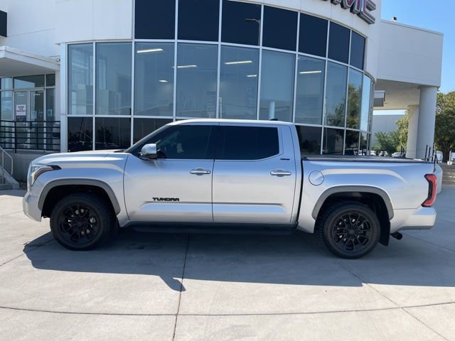 2023 Toyota Tundra Limited photo 2