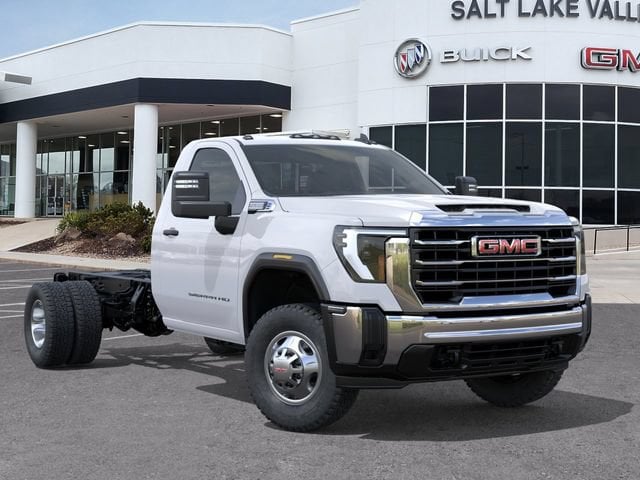 2026 GMC Sierra 3500 Chassis Cab Pro - Photo 7