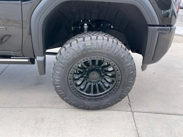 2026 GMC Sierra 3500HD Denali - Photo 8