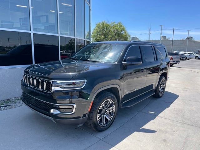 2022 Jeep Wagoneer Series III 4WD's photo