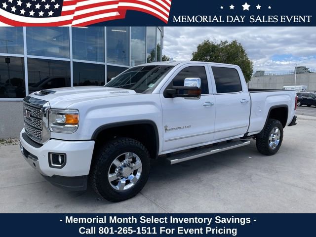 2018 GMC Sierra 4WD Crew Cab Standard Box Denali's photo