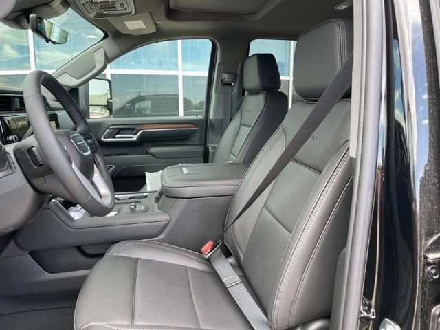 2026 GMC Sierra 3500HD Denali - Photo 14