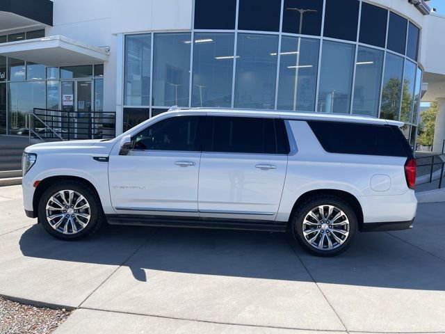 2021 Gmc Yukon XL Denali photo 3