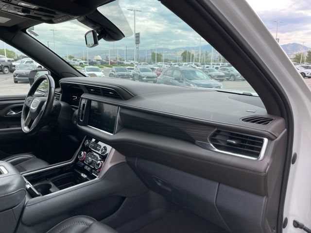 2022 GMC Yukon Denali - Photo 19