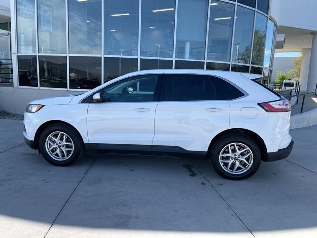 2024 Ford Edge SEL photo 3