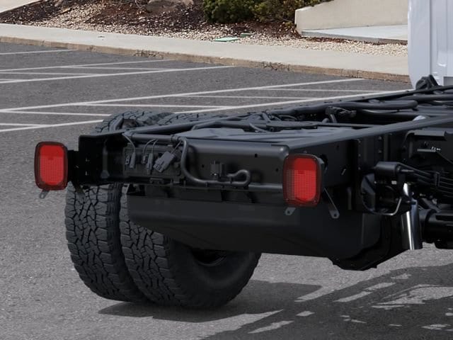 2026 GMC Sierra 3500 Chassis Cab Pro - Photo 11