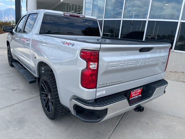 2021 Chevrolet Silverado 1500 LT photo 3