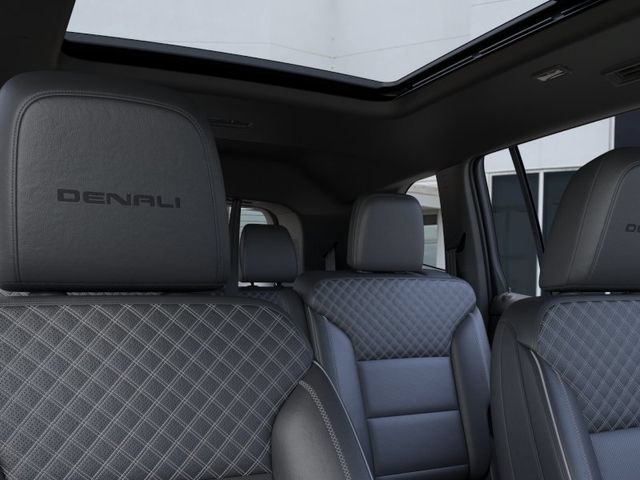 2026 GMC Acadia Denali - Photo 25