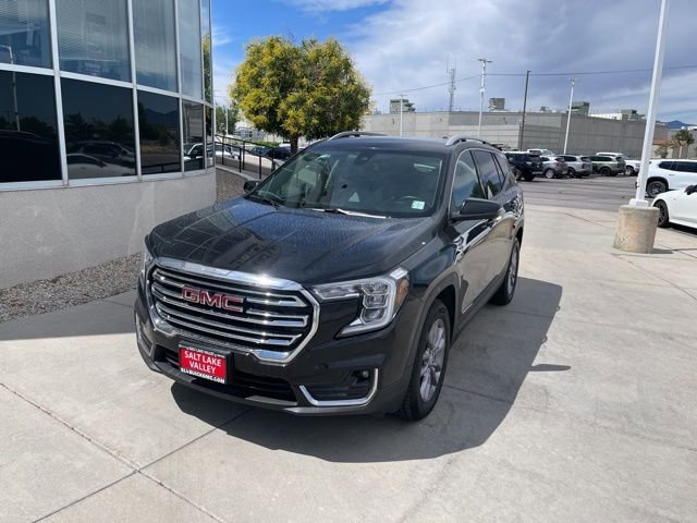 2023 Gmc Terrain SLT photo 2