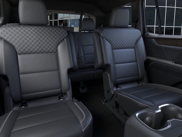 2026 GMC Acadia Denali - Photo 18