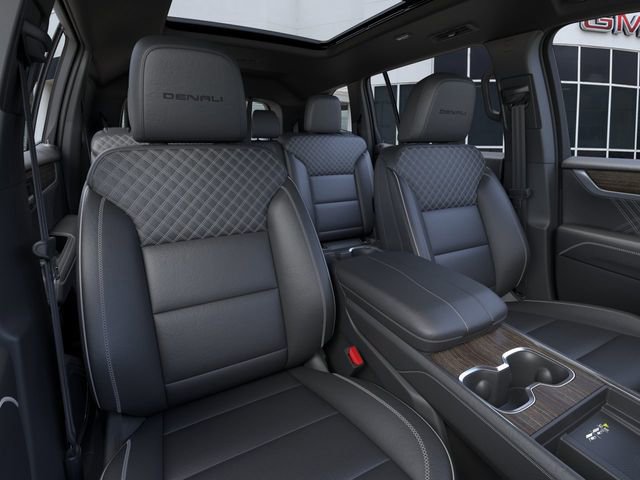 2026 GMC Acadia Denali - Photo 17