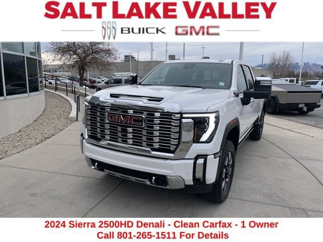2024 GMC Sierra 2500HD Denali's photo