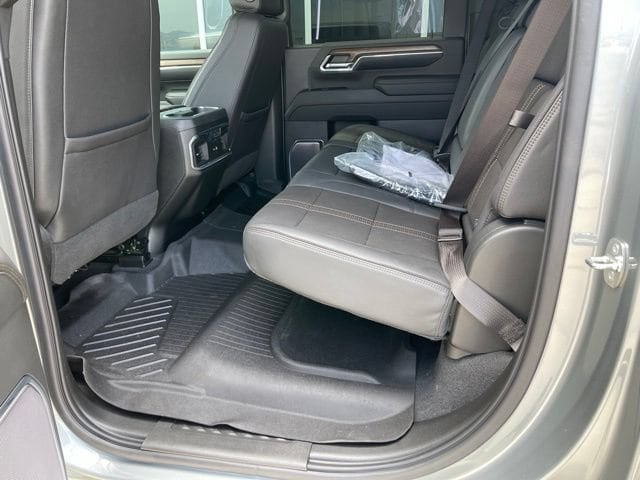 2024 Chevrolet Silverado 3500HD High Country - Photo 14