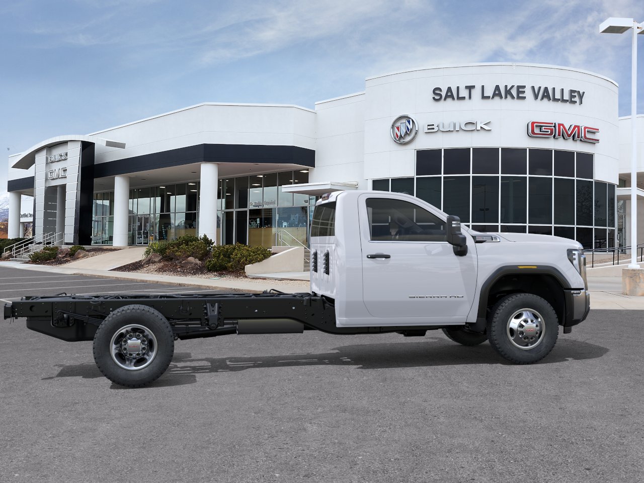 2026 GMC Sierra 3500 Chassis Cab Pro - Photo 29