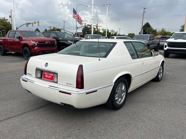 2001 Cadillac Eldorado photo 4