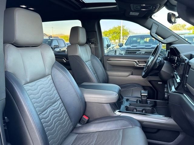 2024 Chevrolet Silverado 1500 ZR2 - Photo 17