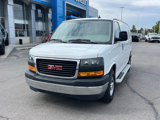 2023 Gmc Savana Cargo 2500 photo 2
