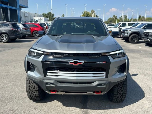 2026 Chevrolet Colorado ZR2 photo 2