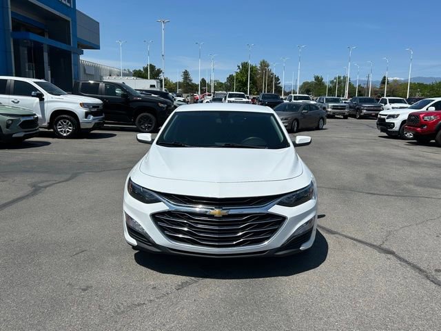 2022 Chevrolet Malibu 1LT photo 2